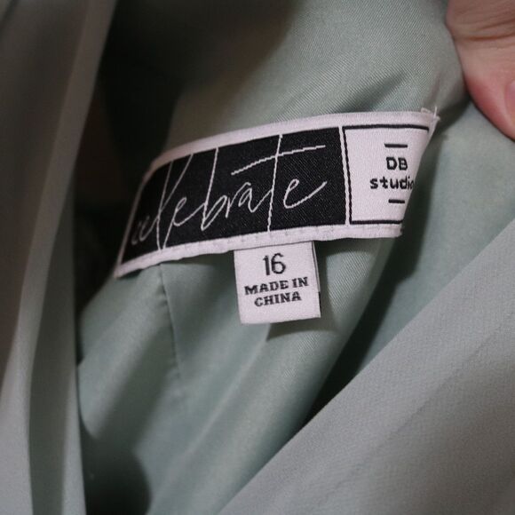 David’s Bridal Tea Length Bridesmaids Sage Green Dress 16 - Picture 2 of 3